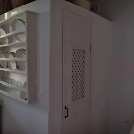 το παράσπιτο スキロス